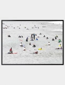 CROWDED LINEUP IN LEVANTO PHOTO PRINT